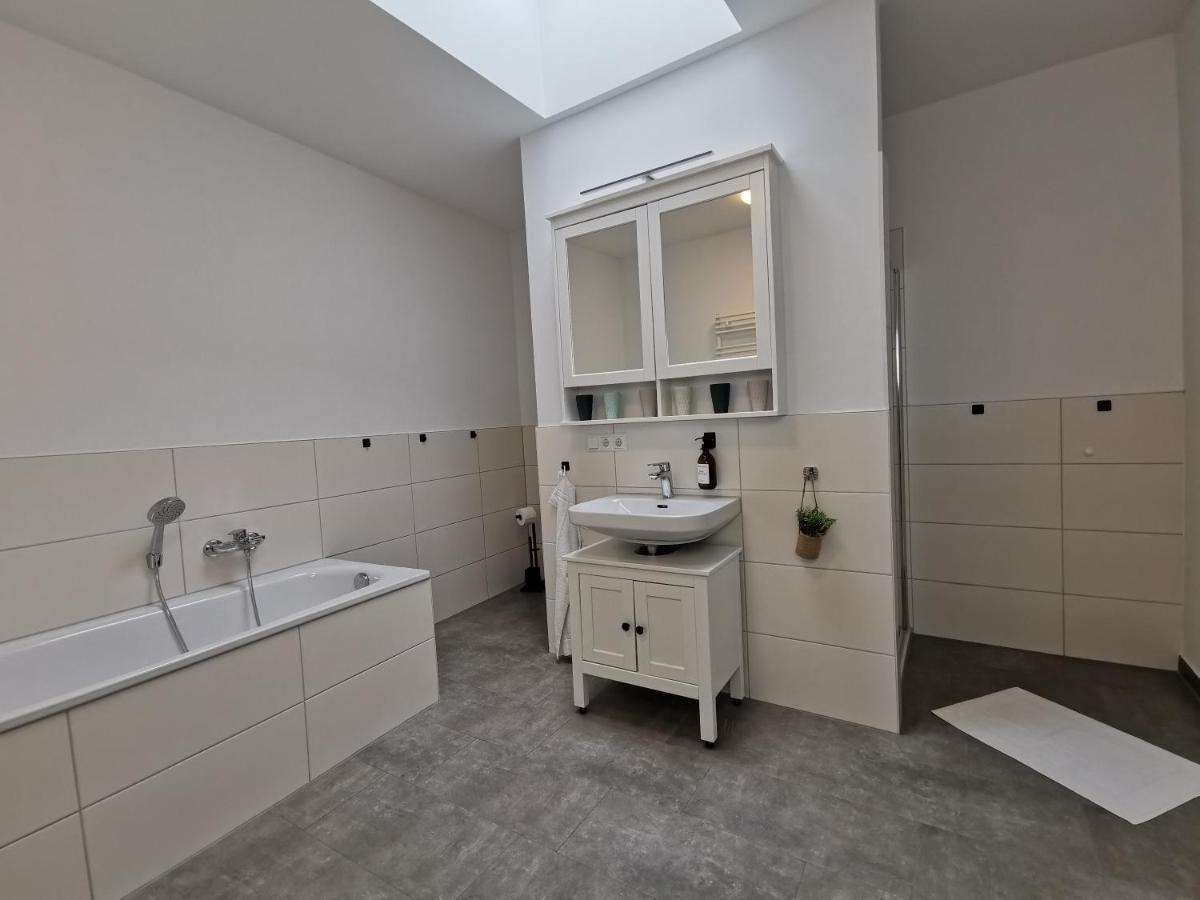 Bohnapartments - Town House Am Stadtpark - Gratis Parkplatz - Wlan Ερφούρτη Εξωτερικό φωτογραφία